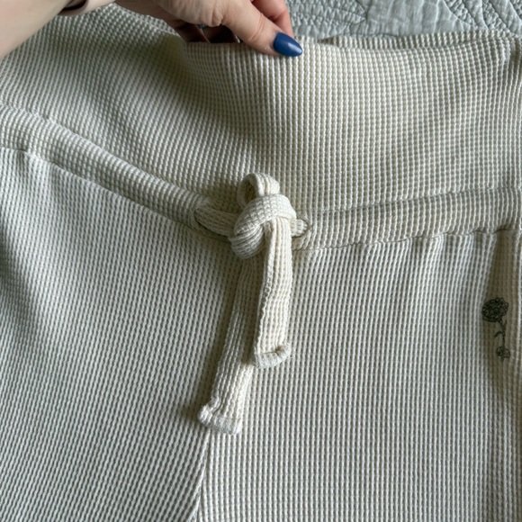 The Good Alma - Clary Sage Organic Cotton Lounge Waffle Pants - Cream - Picture 13 of 13